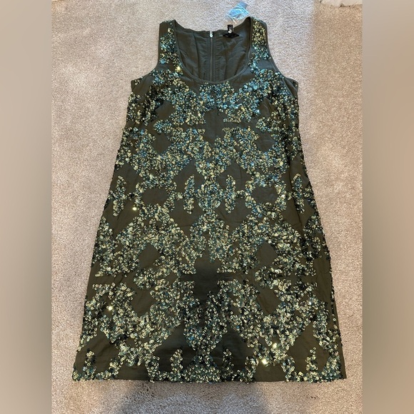J CREW Olive Green Sequin Sleeveless Scoop Neck Lined Sheath Mini Shift Dress 10 - Picture 2 of 3